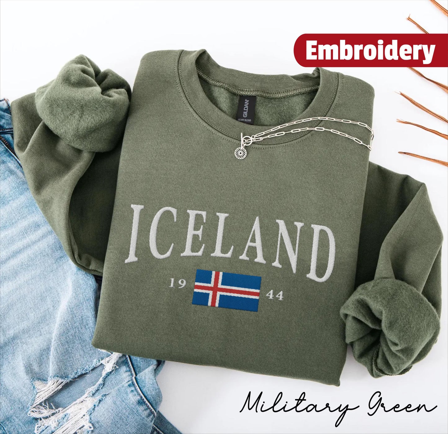 Iceland embroidered sweatshirt crewneck