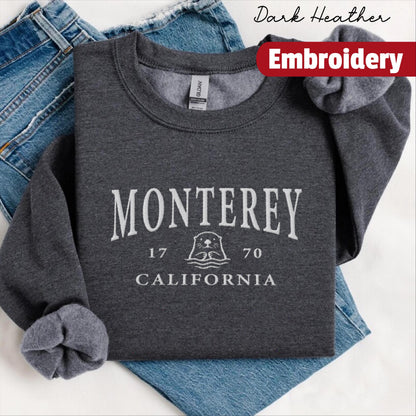Monterey otter embroidered sweatshirt crewneck
