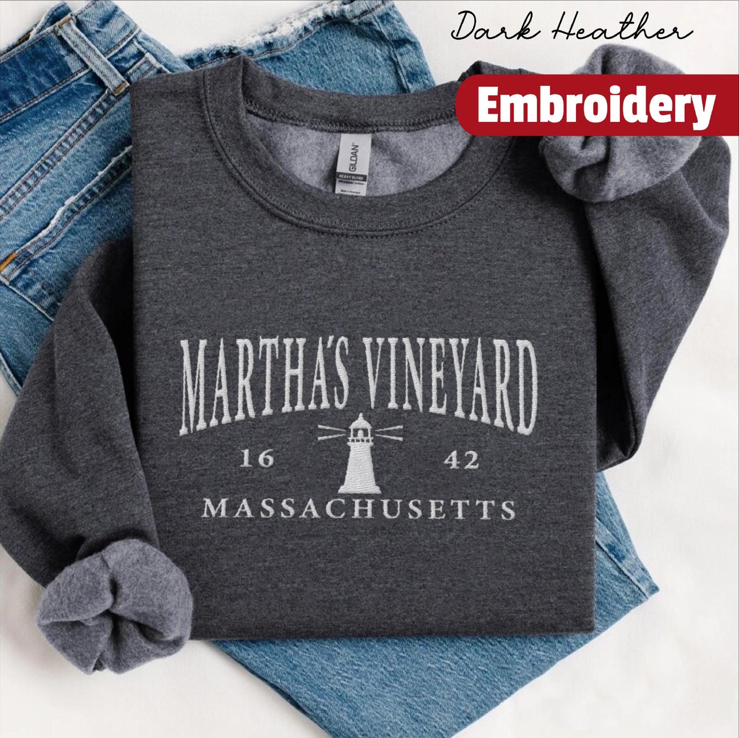 Marthas Vineyard embroidered sweatshirt crewneck
