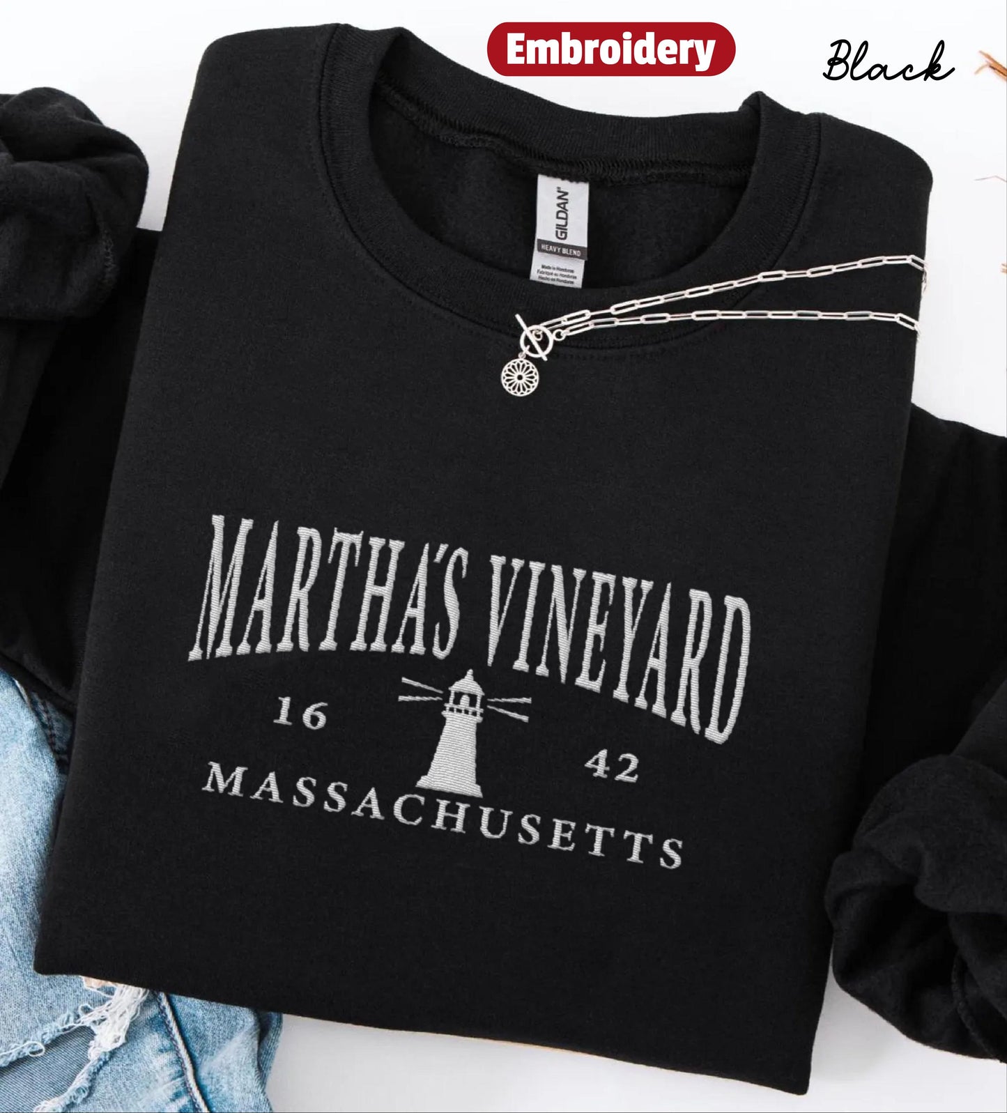 Marthas Vineyard embroidered sweatshirt crewneck